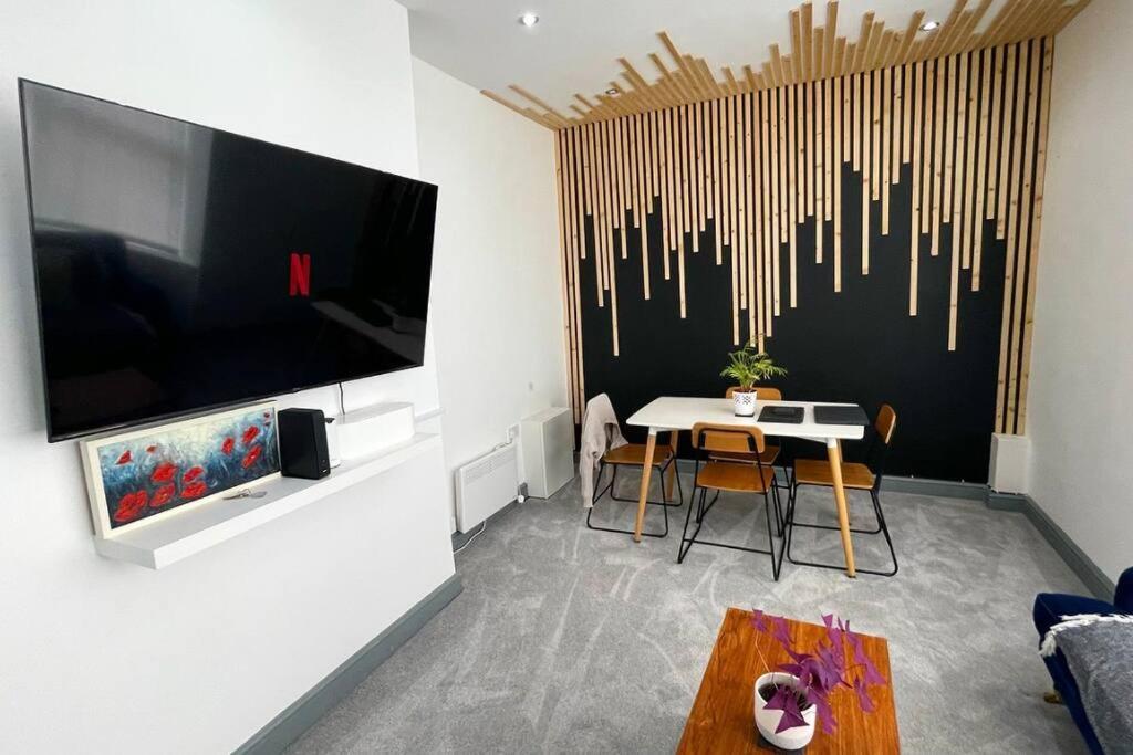 Luxury 2 Bed Duplex Apartment By Yo Room! - Leicester City- Free Parking Bagian luar foto